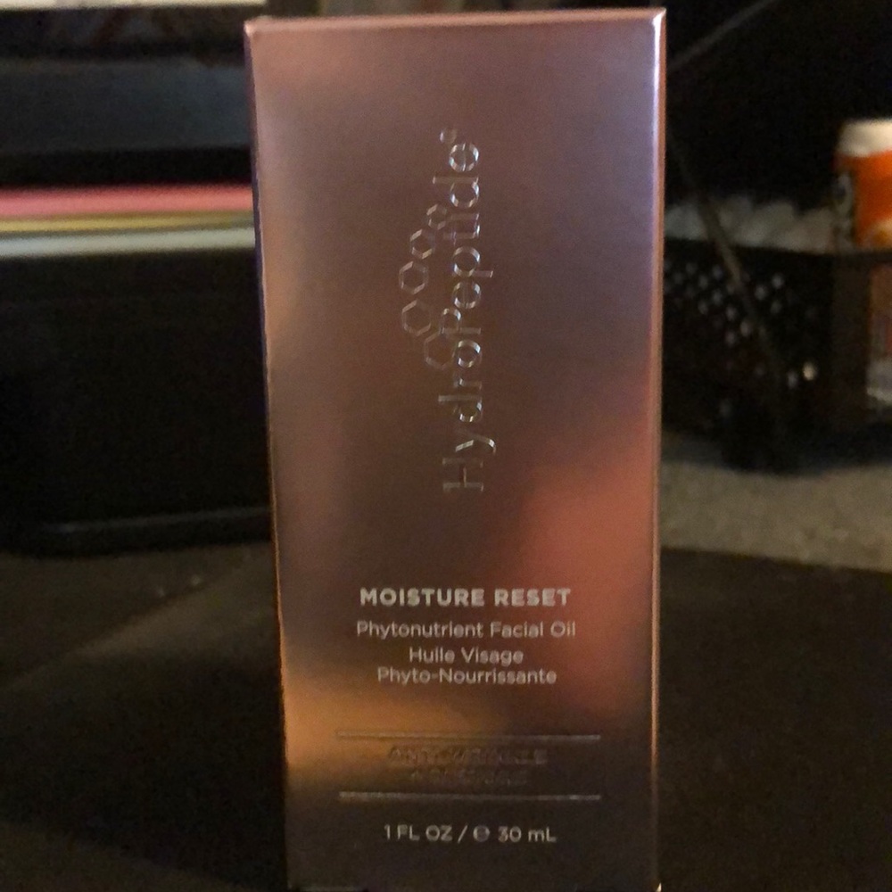 Hydropeptide moisture reset